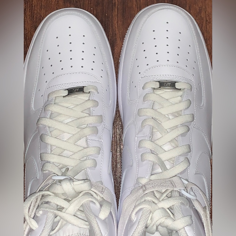 Nike size 16 shoe - Picture 10 of 15